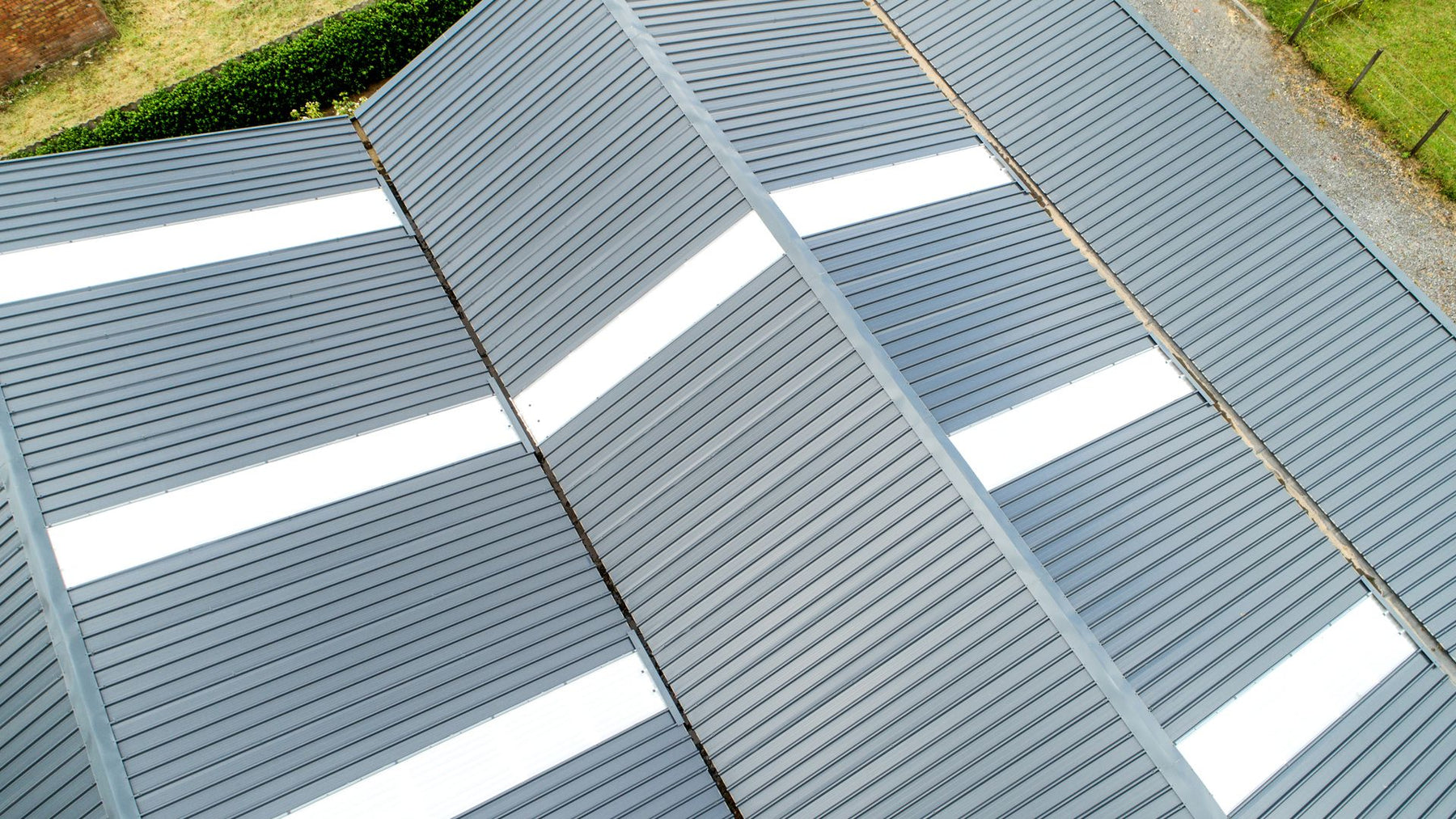 Insulated Roofing Sheets for Temperature Control and Energy Efficiency in Your Building